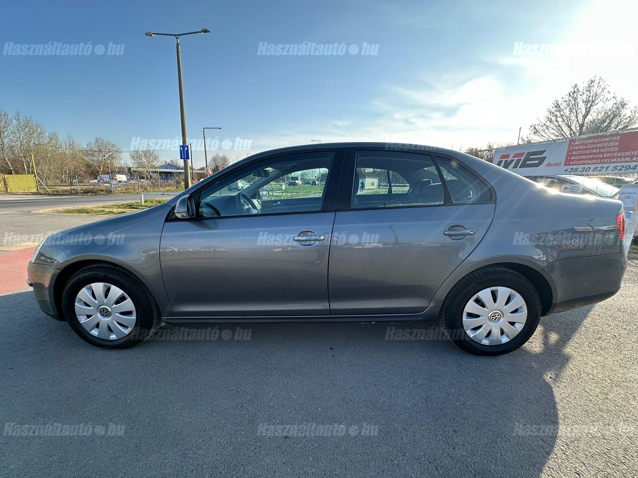VOLKSWAGEN JETTA 2006/7 - 1