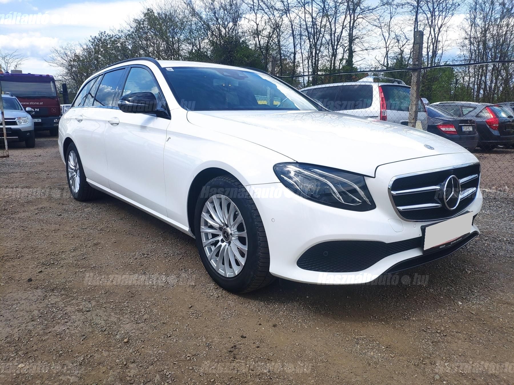 MERCEDES-BENZ E 200 2018/3 - 1