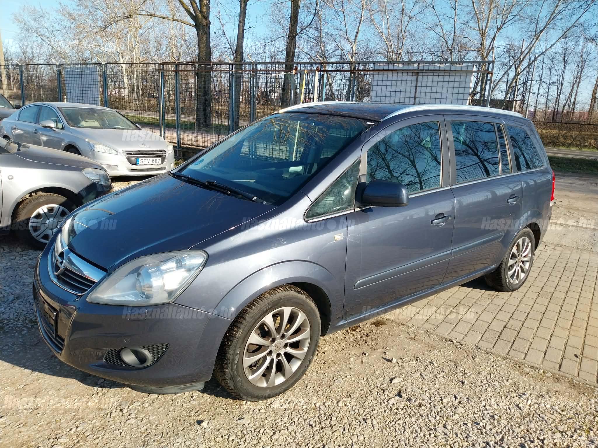 OPEL ZAFIRA 2011/3 - 1