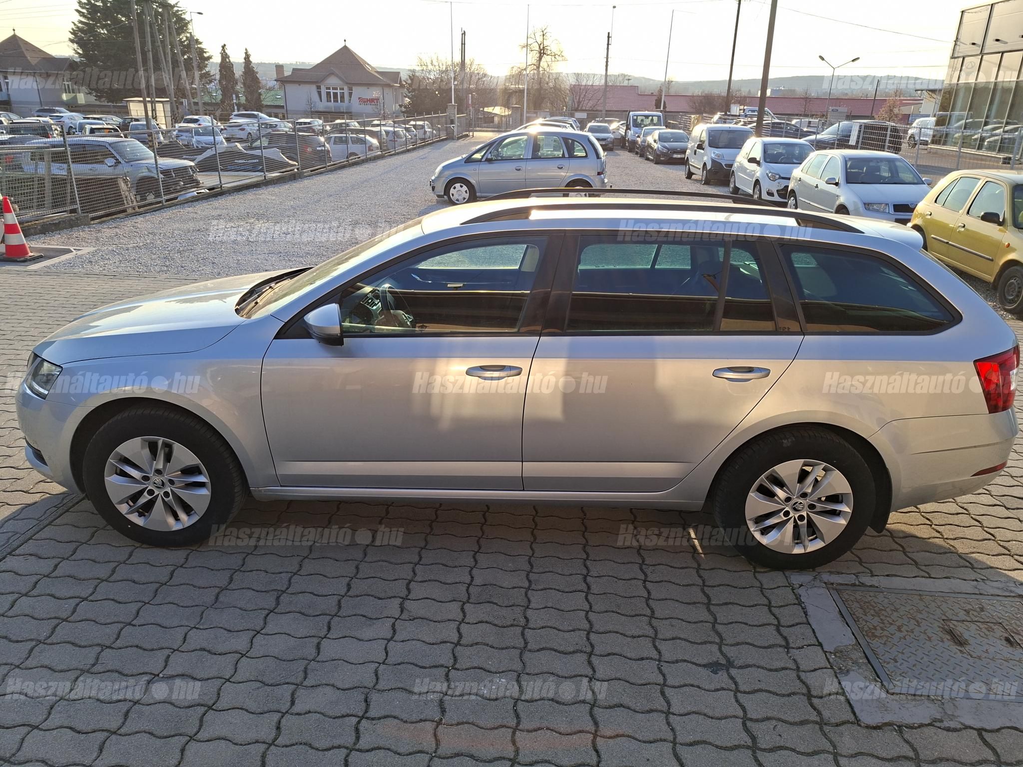 SKODA OCTAVIA 2019/5 - 1