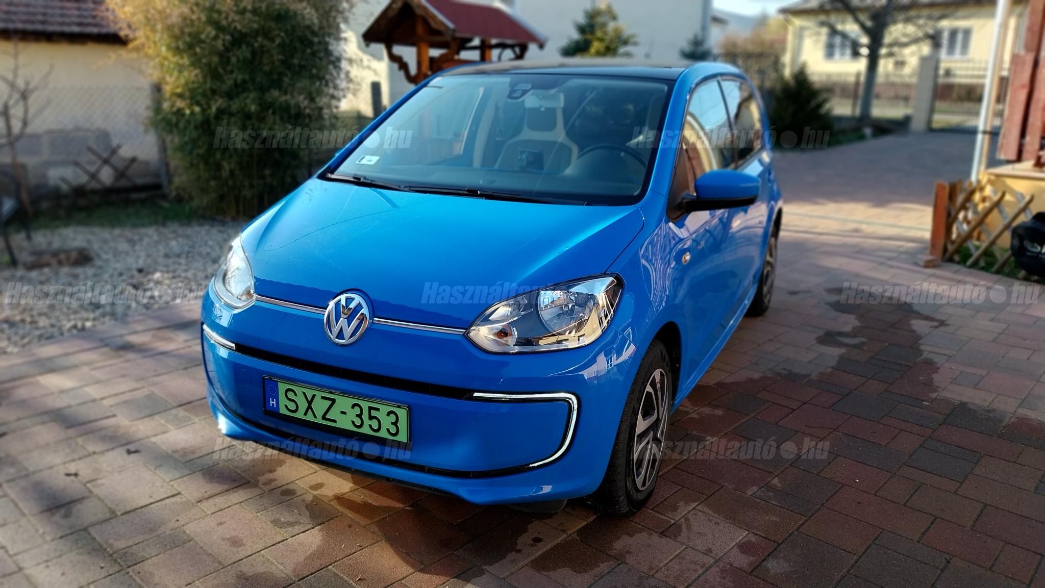 VOLKSWAGEN UP 2014/4 - 1