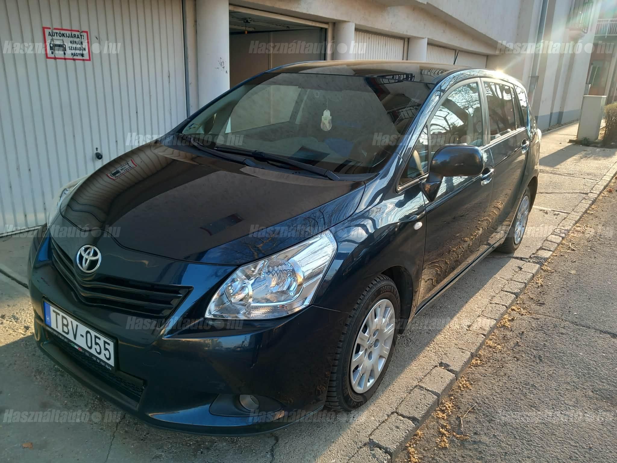 TOYOTA VERSO 2011/12 - 1