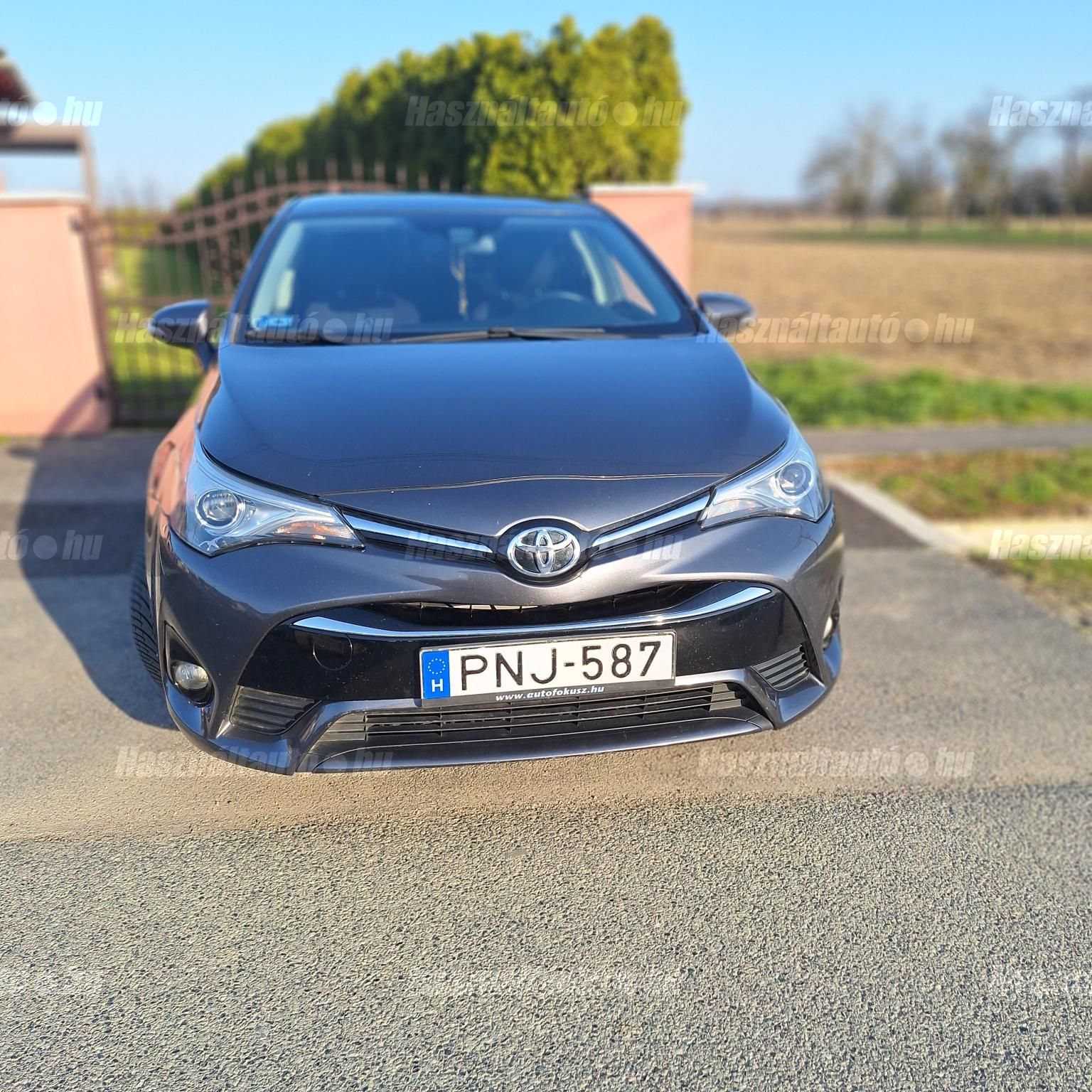 TOYOTA AVENSIS 2015/12 - 1