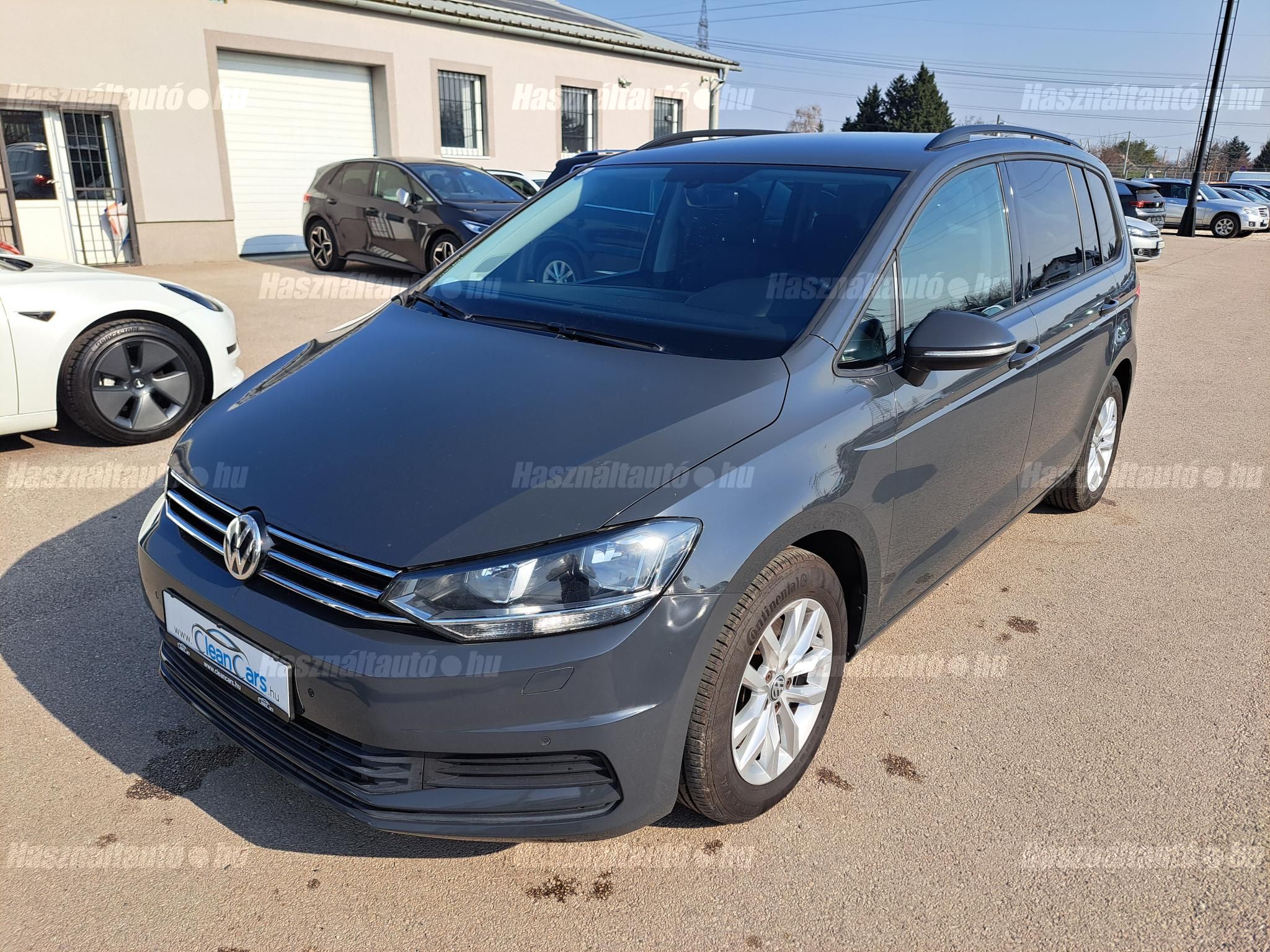 VOLKSWAGEN TOURAN 2016/2 - 1