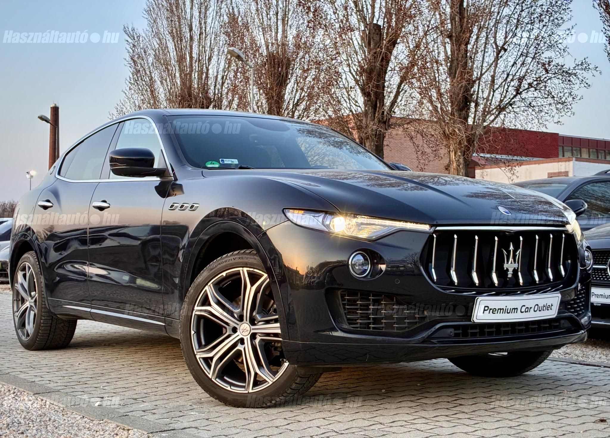 MASERATI LEVANTE 2019/10 - 1