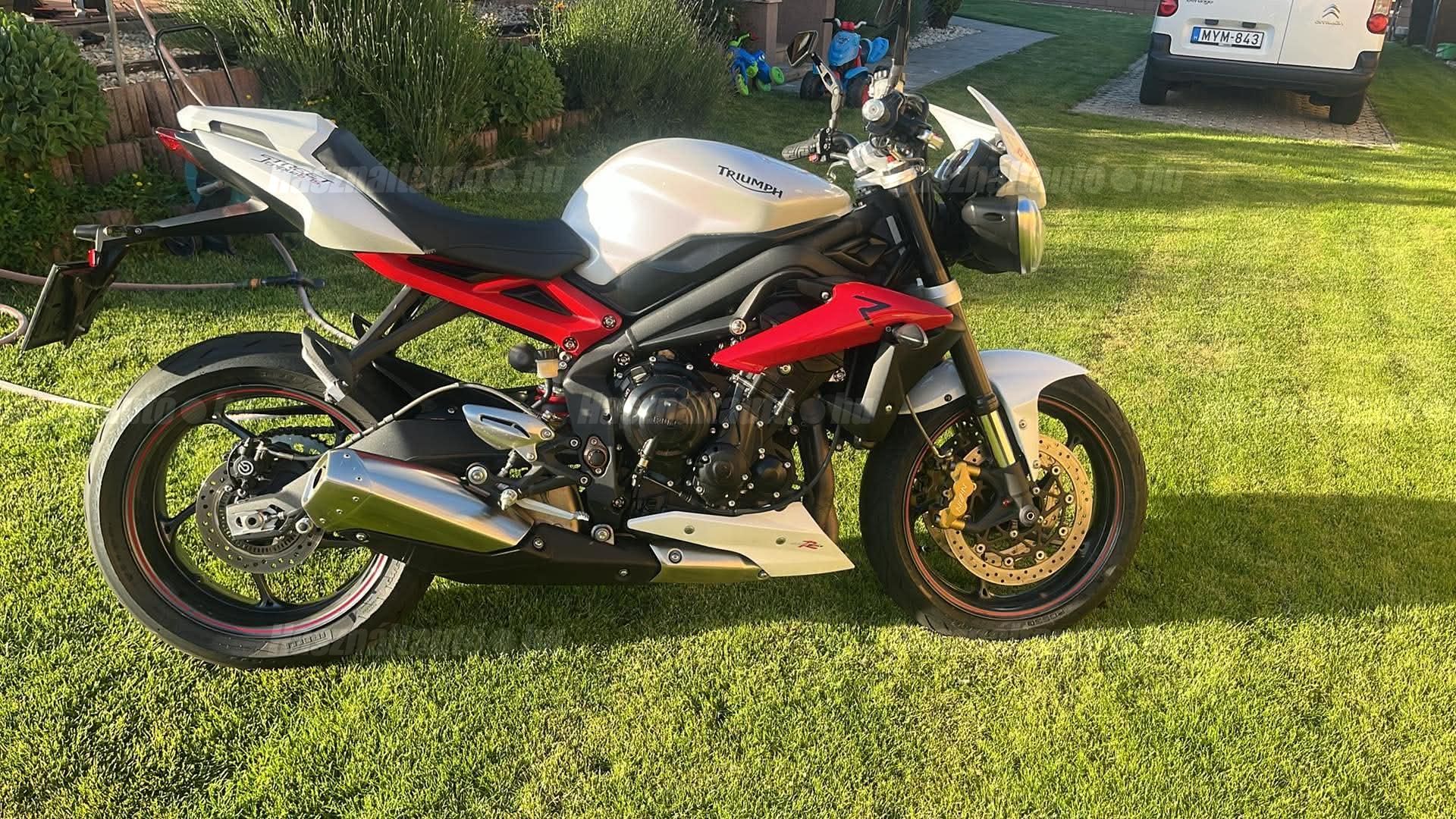 TRIUMPH STREET TRIPLE 675 R 2016/5 - 1