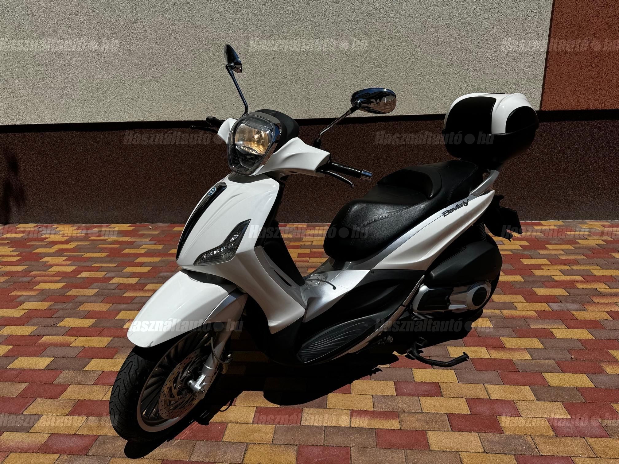 PIAGGIO BEVERLY 300 2011/11 - 1