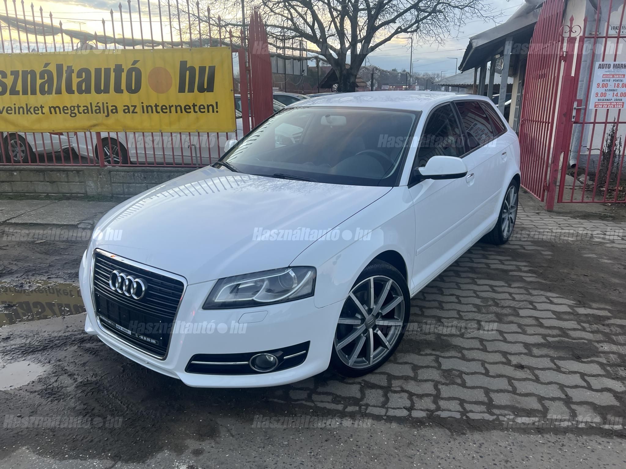 AUDI A3 2012/4 - 1