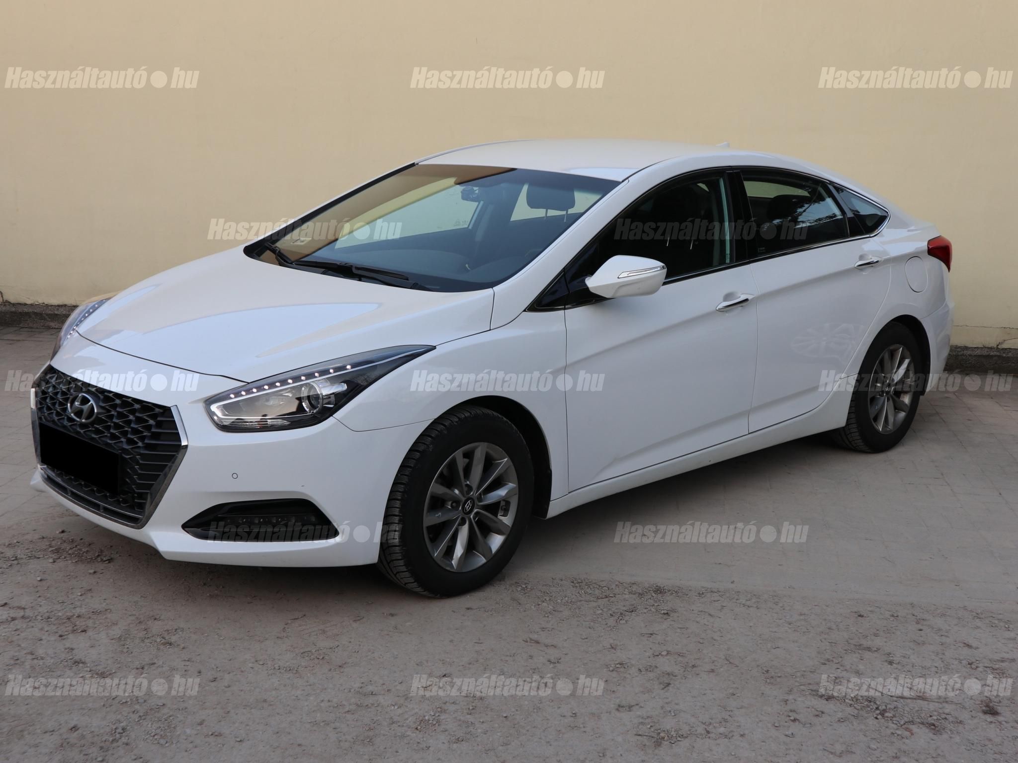 HYUNDAI I40 2019/3 - 1