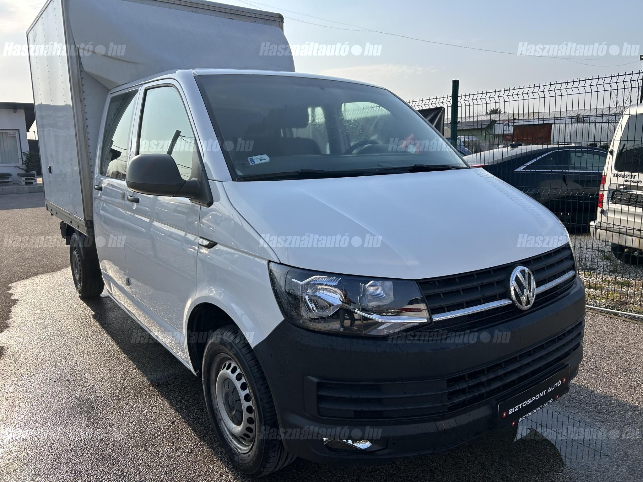 VOLKSWAGEN TRANSPORTER 2017/11 - 1