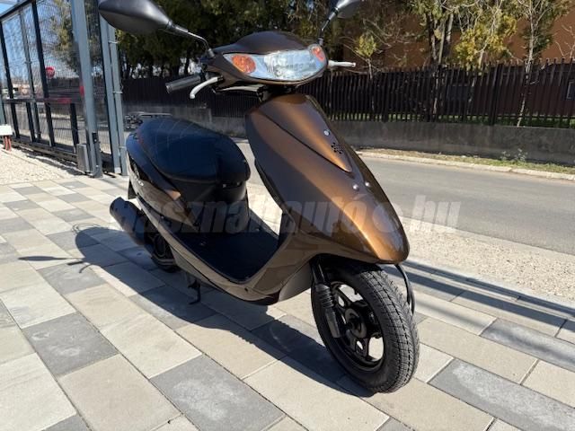 HONDA DIO 2015/6 - 1