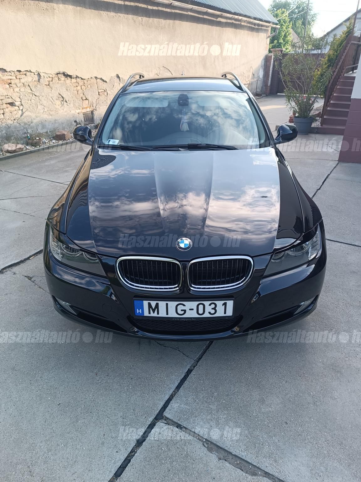 BMW 318 2009/10 - 1