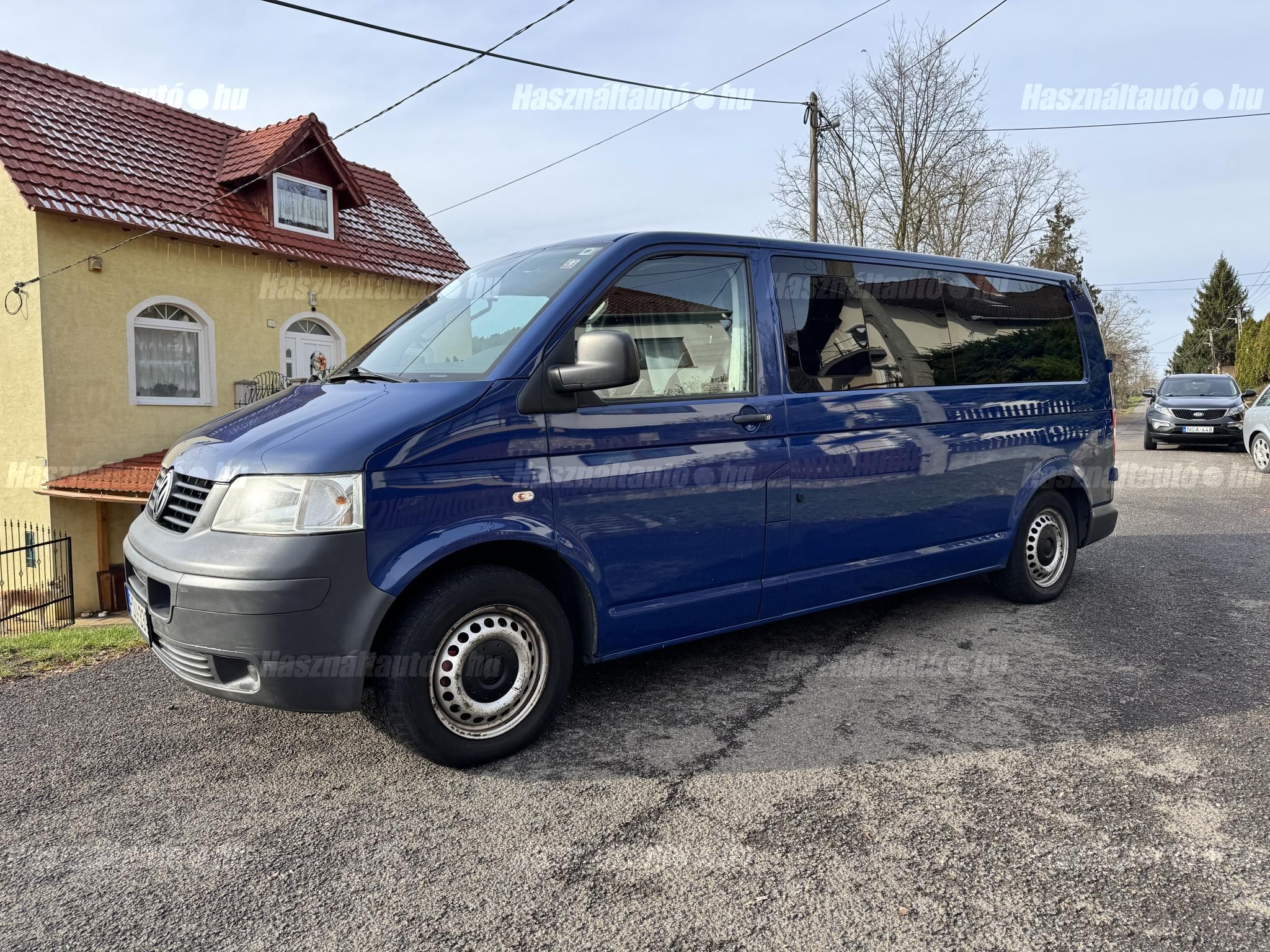 VOLKSWAGEN TRANSPORTER T5 2009/6 - 1