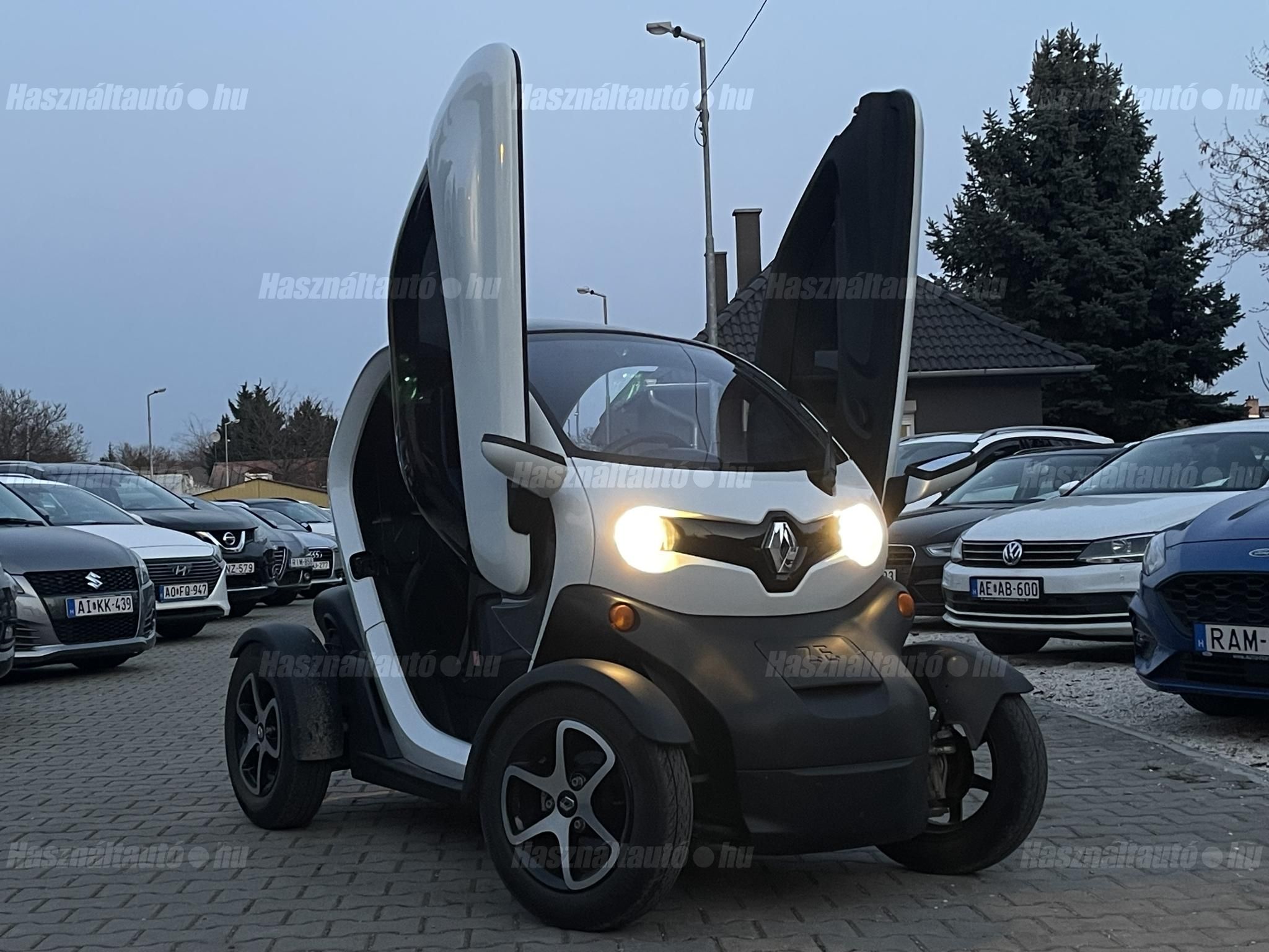 RENAULT TWIZY 2016/6 - 1
