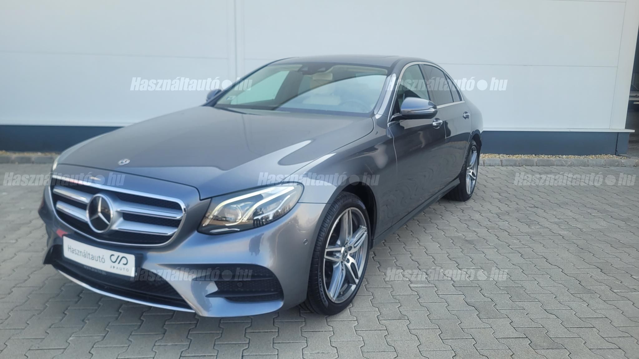 MERCEDES-BENZ E 200 2018/3 - 1