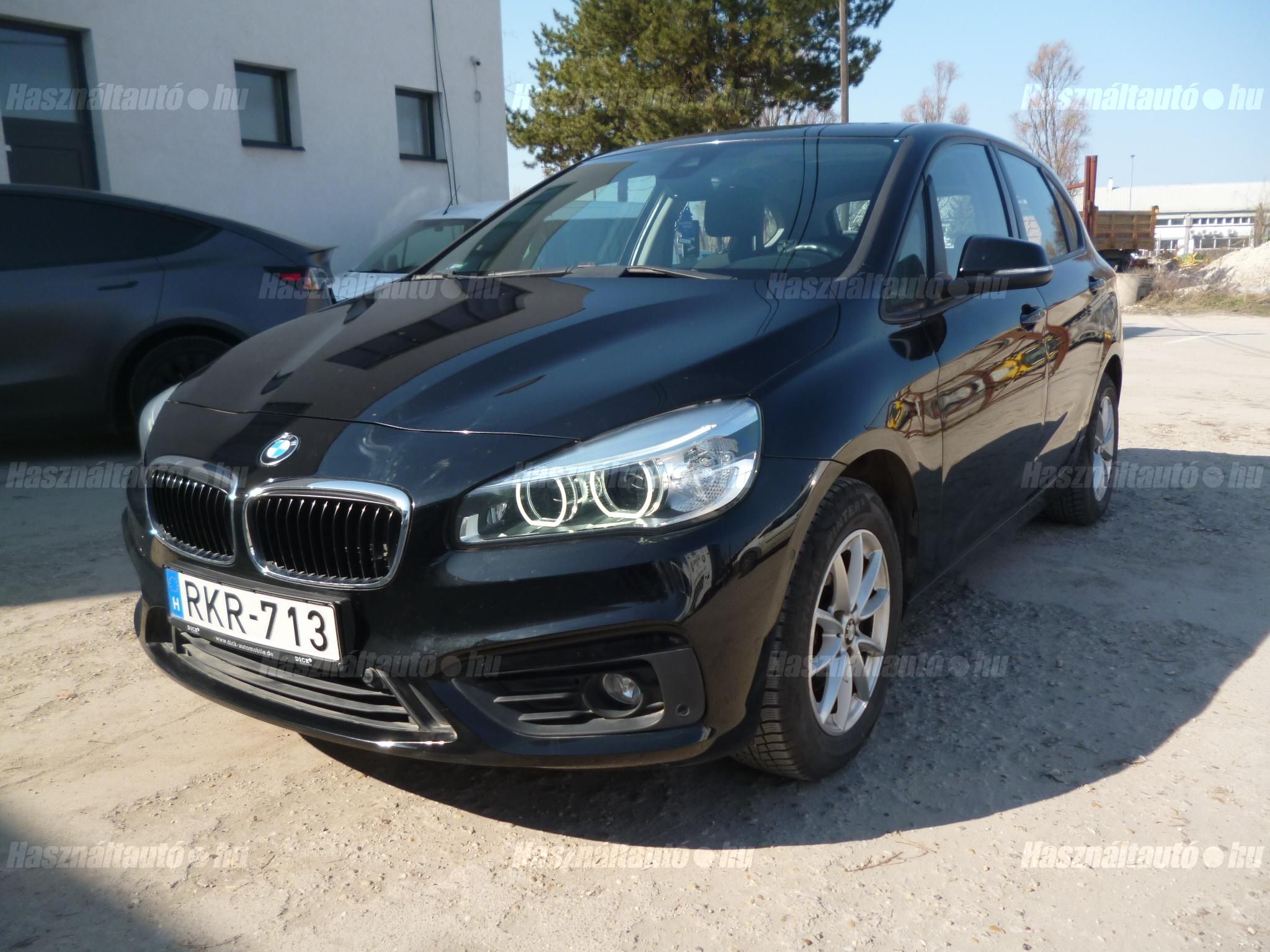 BMW 214 2015/6 - 1