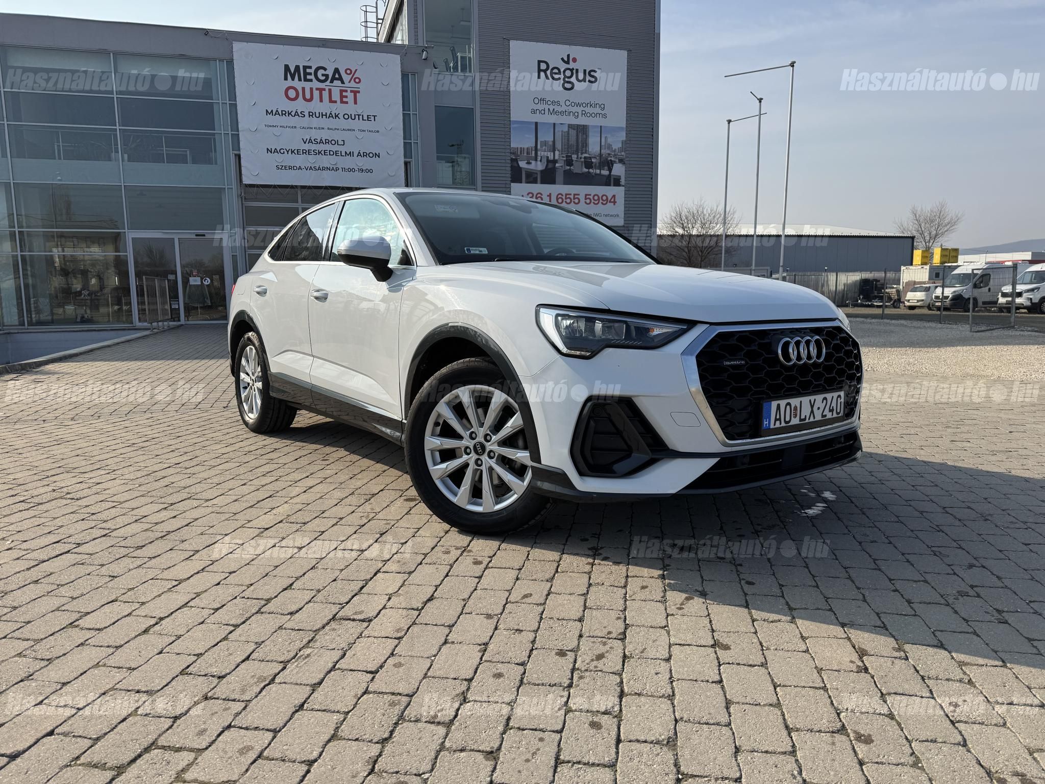 AUDI Q3 2022/6 - 1