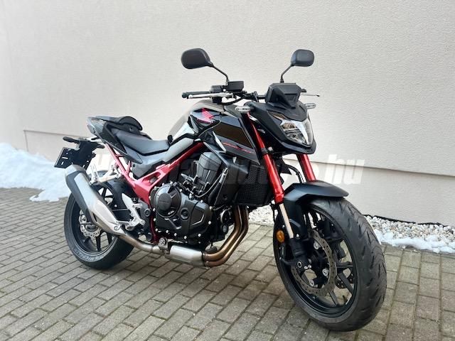 HONDA CB 750 HORNET 2024 - 1