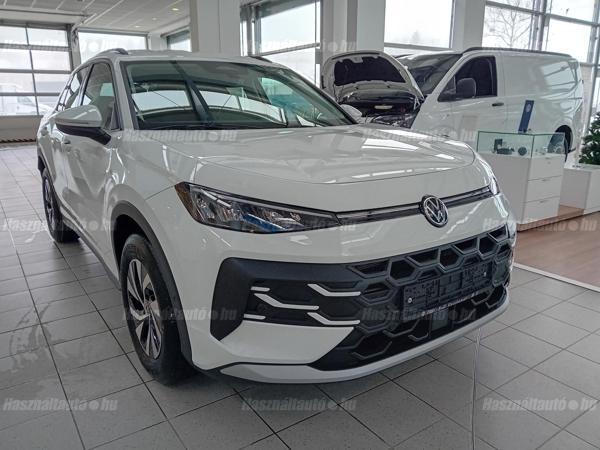 VOLKSWAGEN T-ROC 2026 - 1