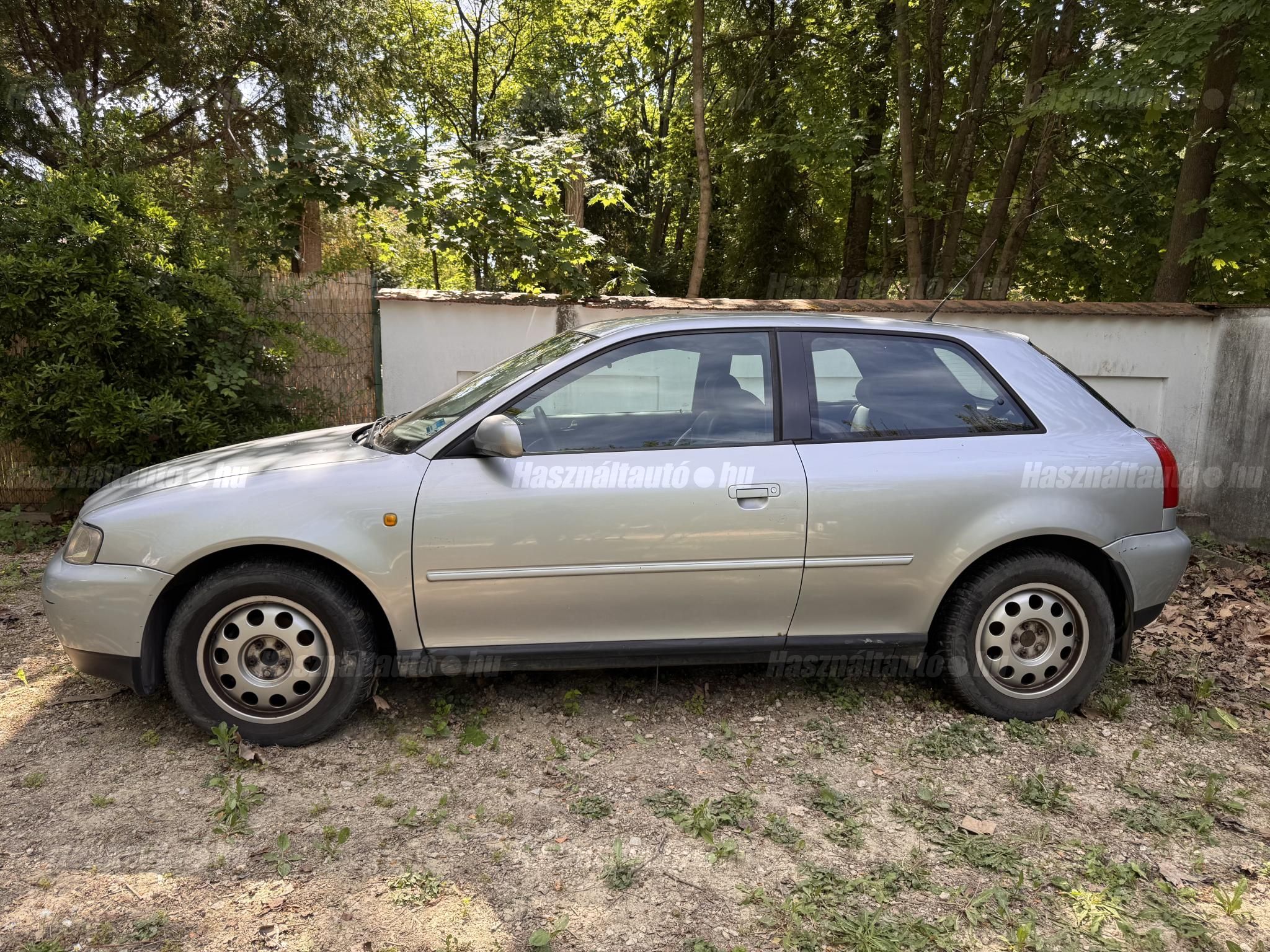 AUDI A3 1997/11 - 1