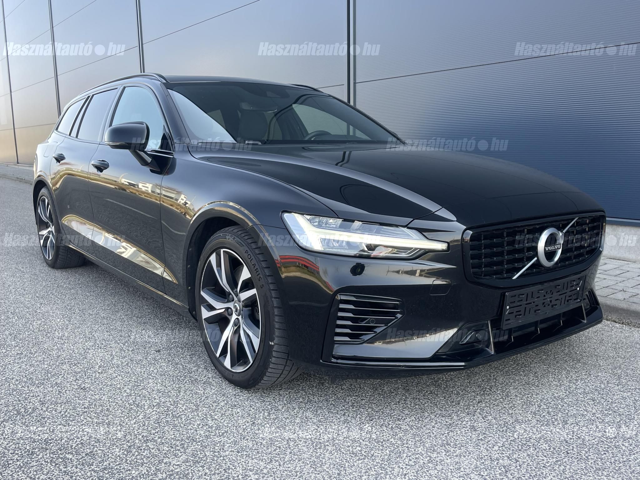 VOLVO V60 2020/8 - 1