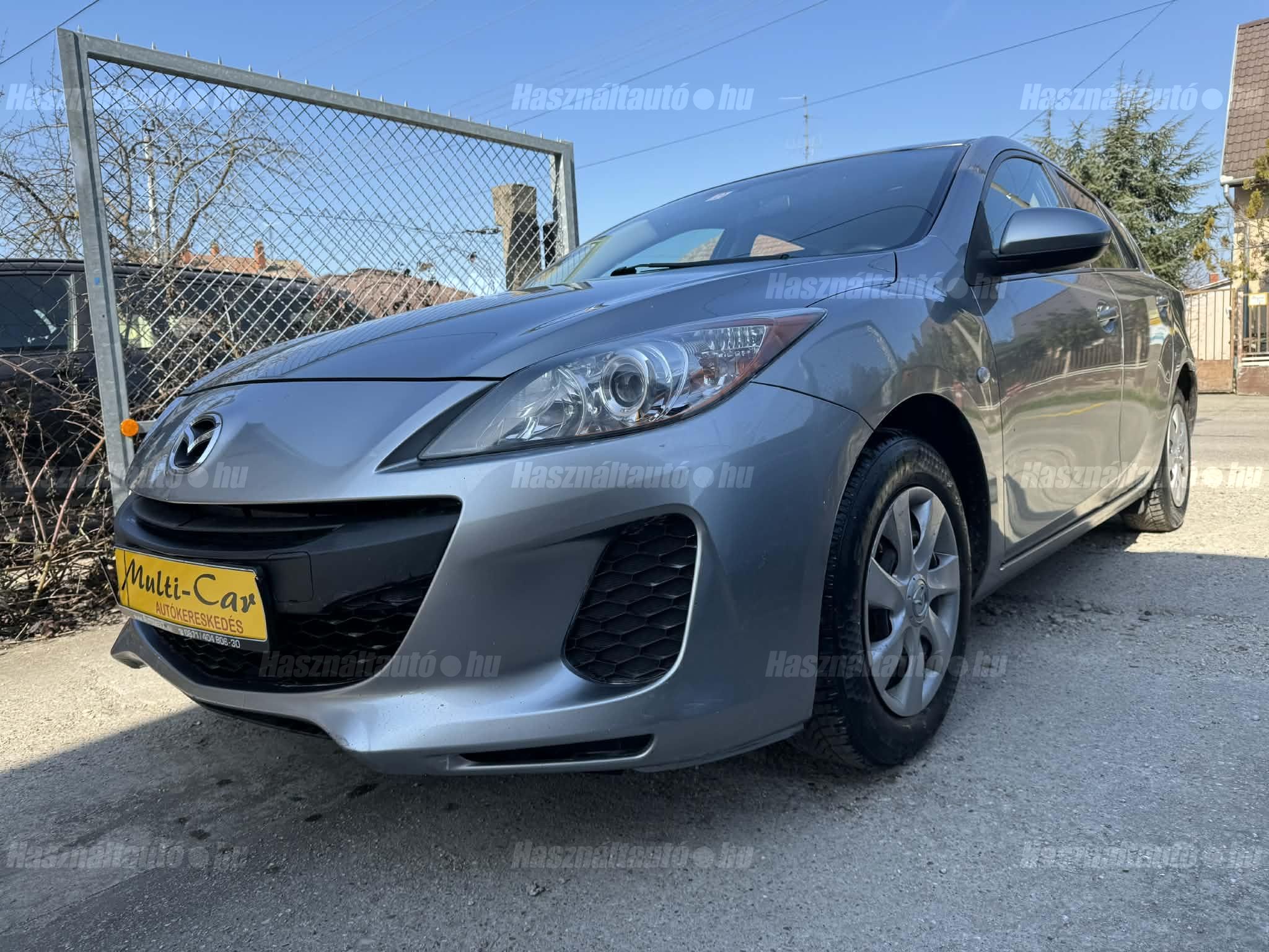 MAZDA 3 2012/6 - 1
