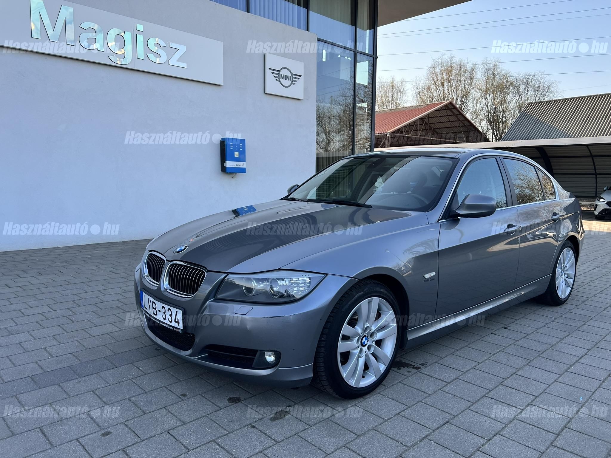 BMW 320 2011/7 - 1