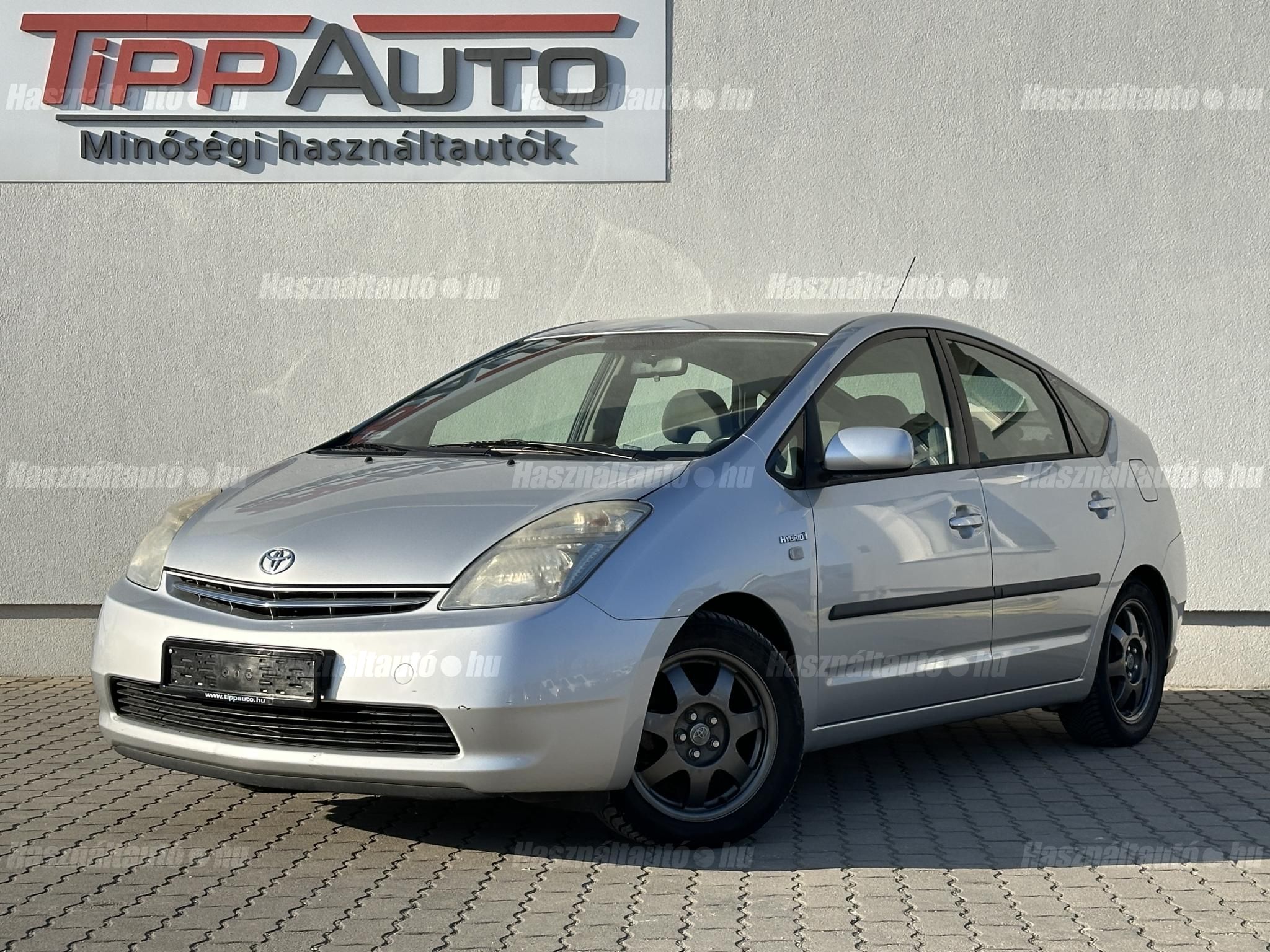 TOYOTA PRIUS 2006/4 - 1