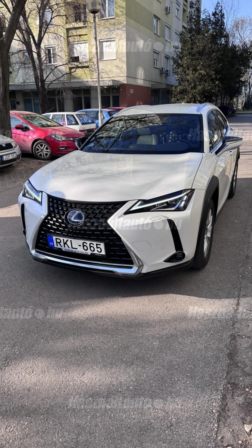 LEXUS UX 2019/4 - 1