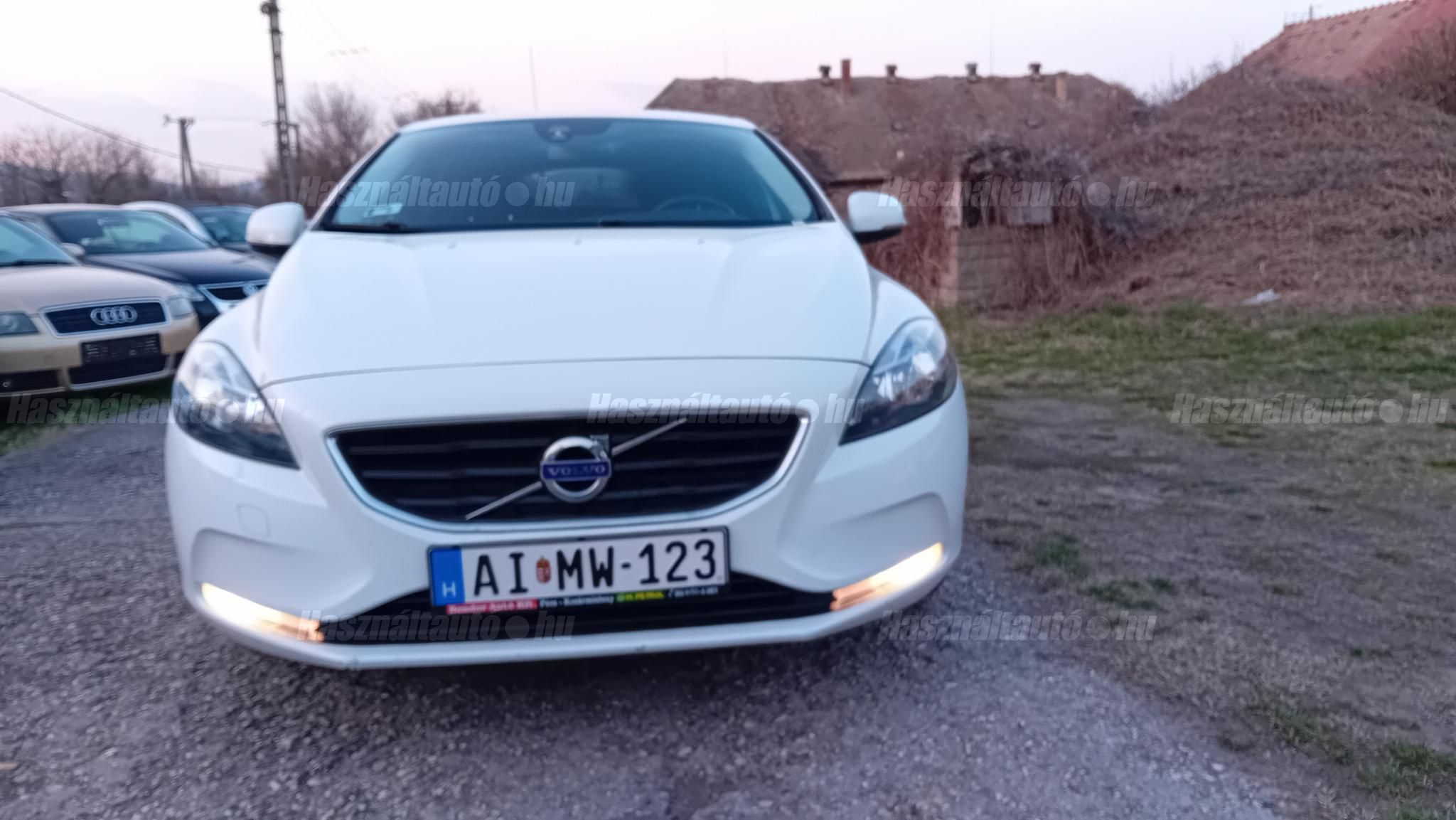 VOLVO V40 2014/1 - 1