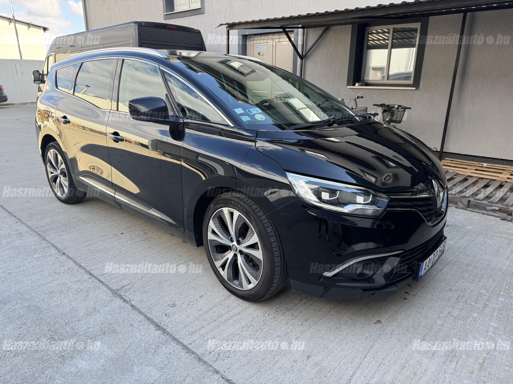 RENAULT GRAND SCENIC 2018/7 - 1