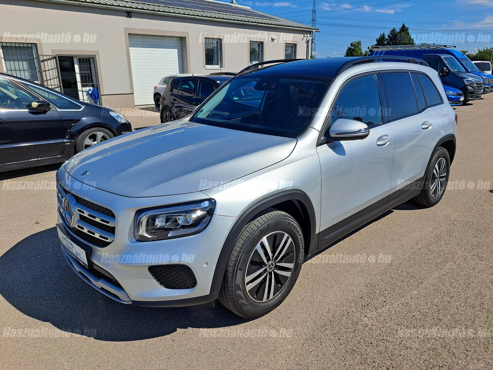 MERCEDES-BENZ GLB 200 2022/5 - 1