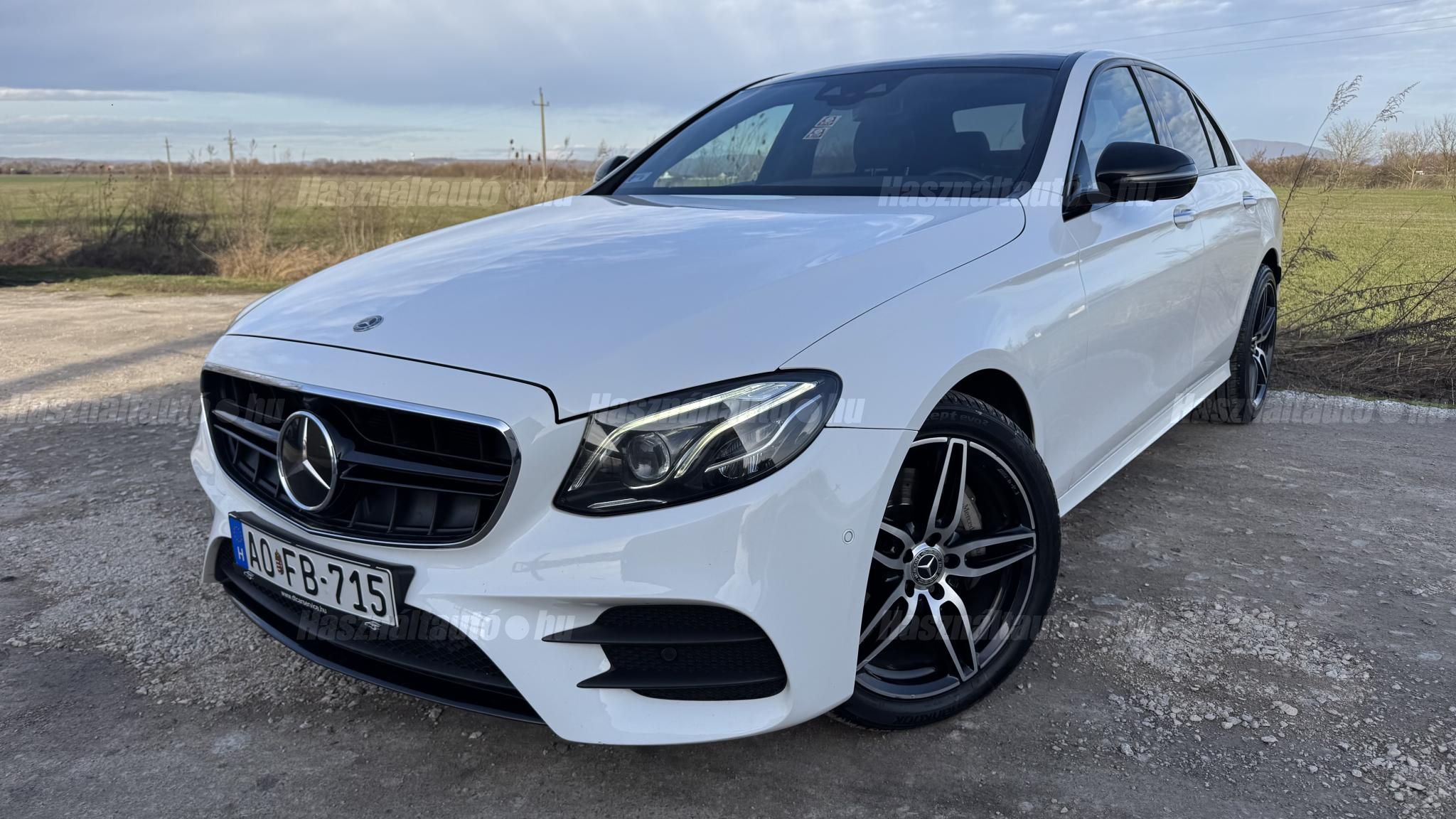 MERCEDES-BENZ E-OSZTÁLY 2018/8 - 1