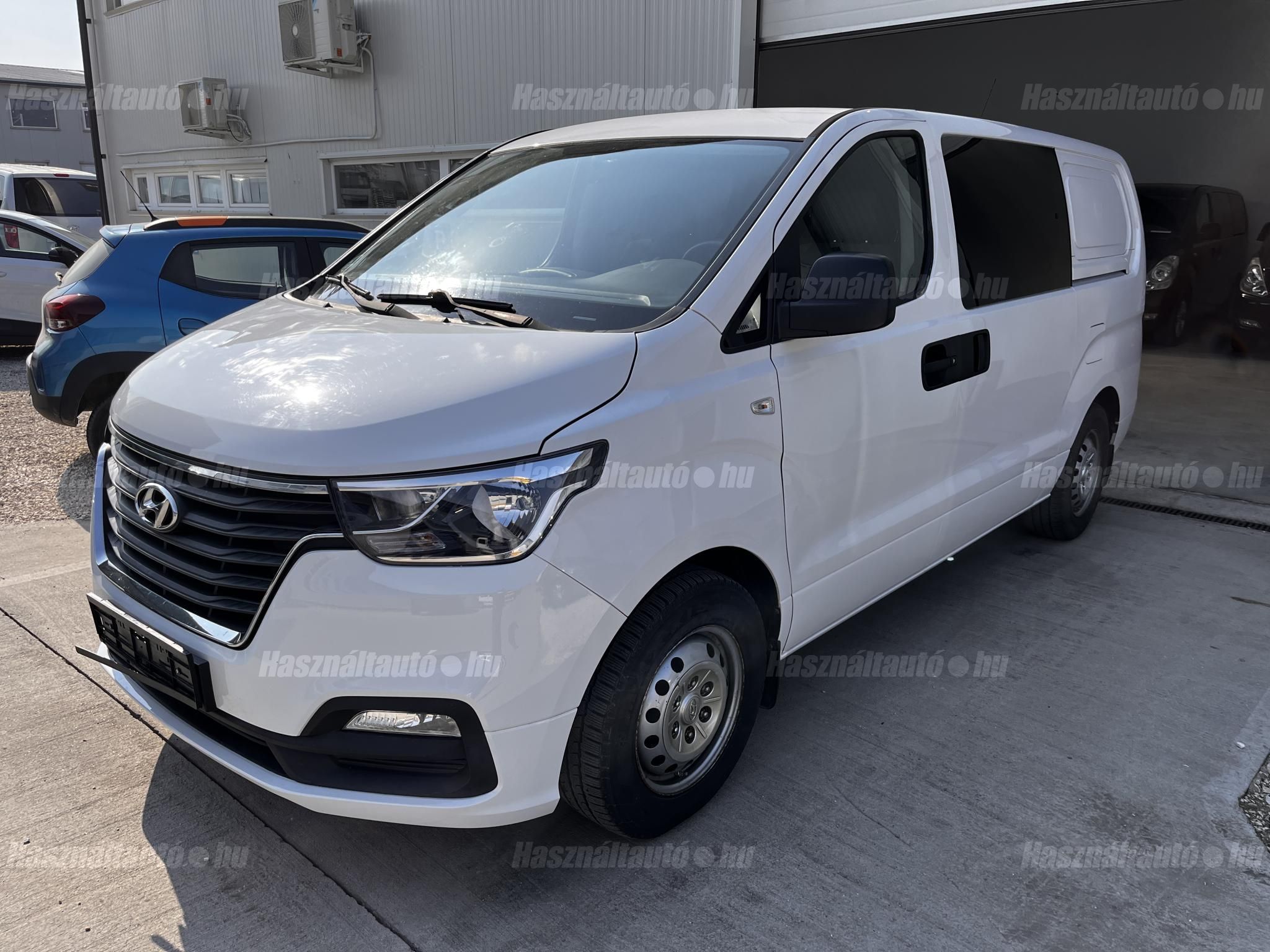 HYUNDAI H-1 2020/1 - 1