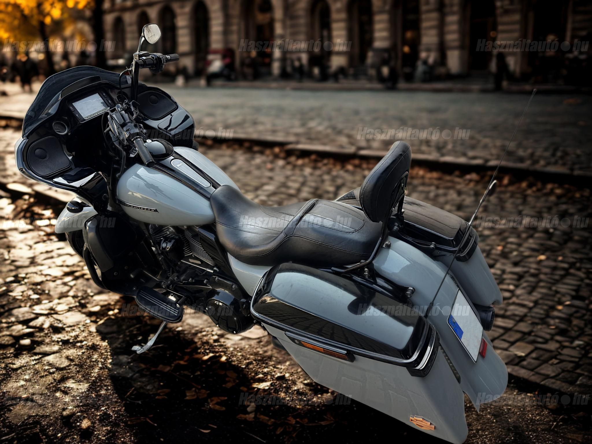 HARLEY-DAVIDSON ROAD GLIDE LIMITED 2017/5 - 1