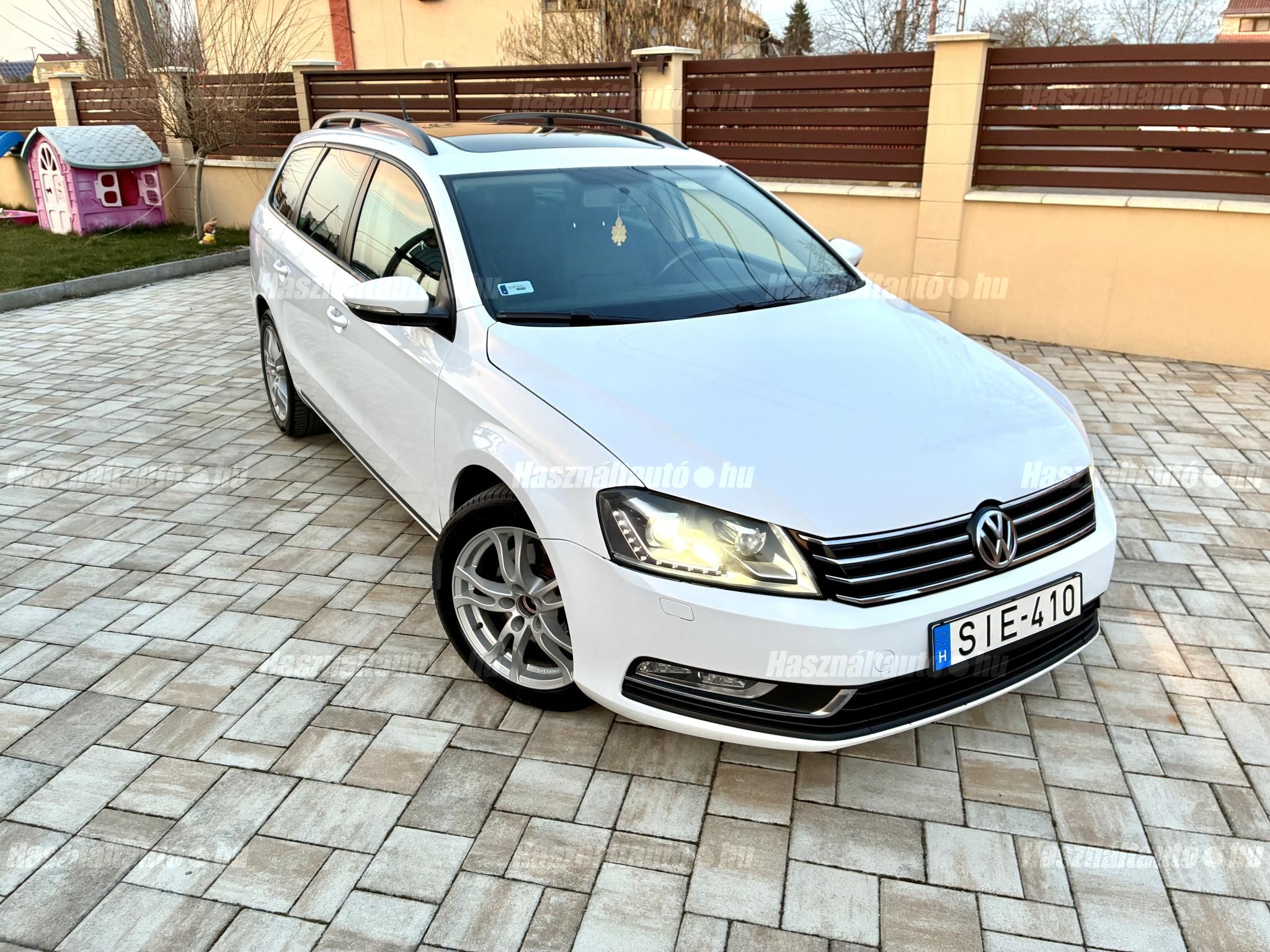 VOLKSWAGEN PASSAT 2011/10 - 1