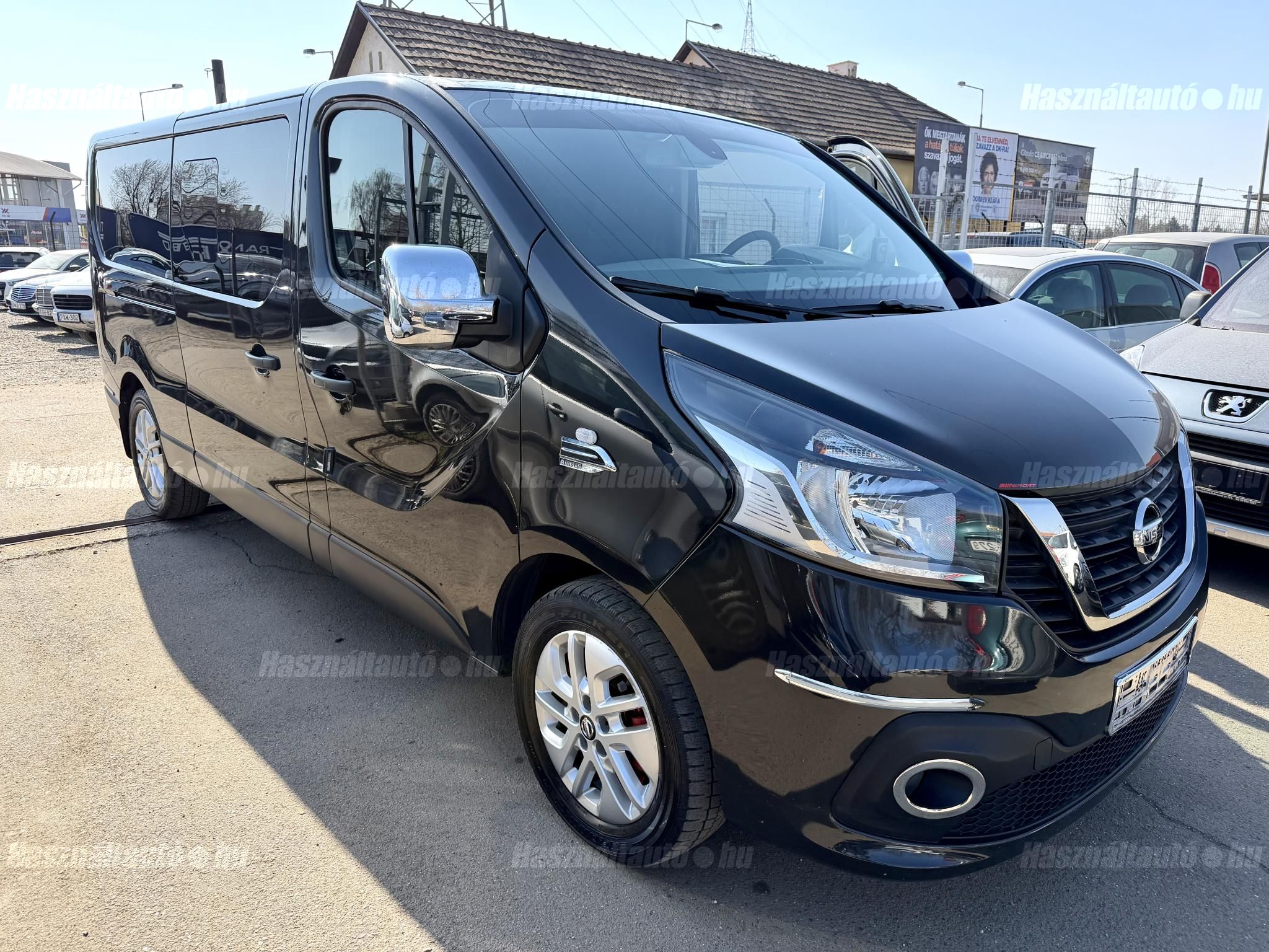 NISSAN NV300 2018/12 - 1