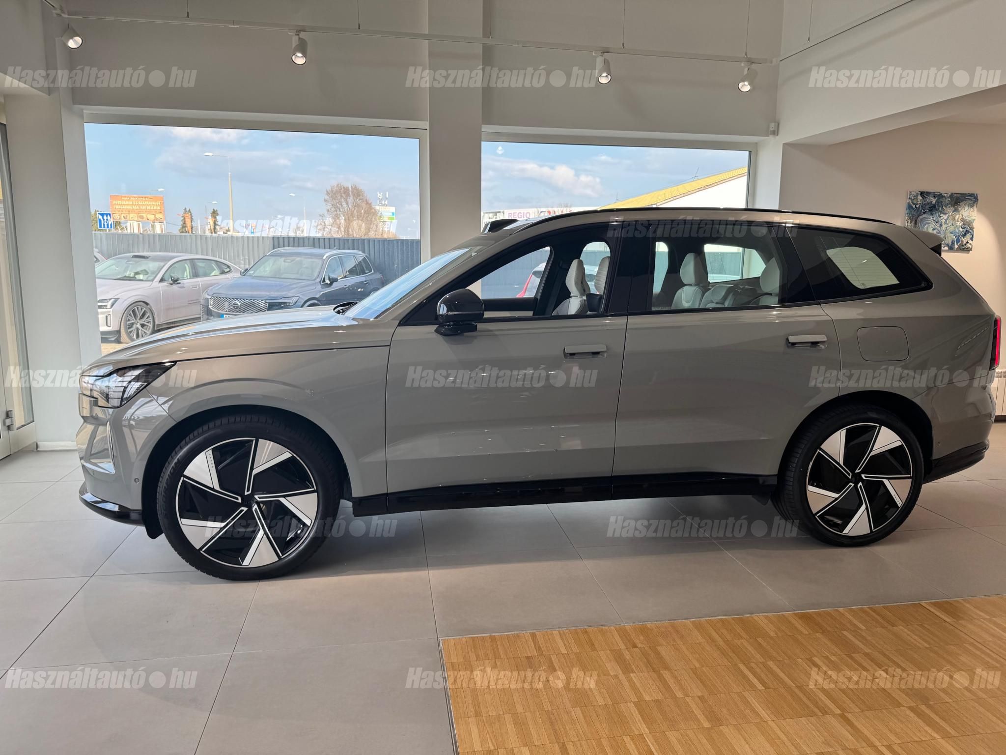 VOLVO EX90 2026/4 - 1