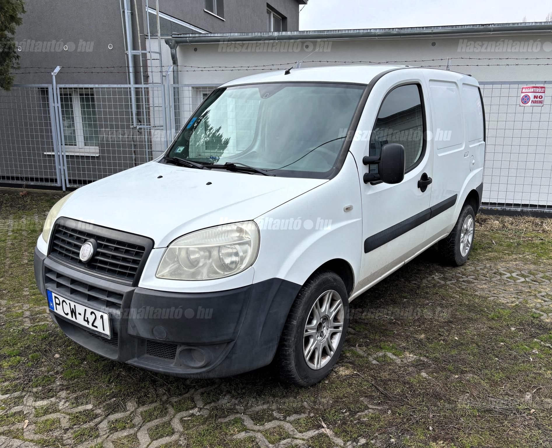 FIAT DOBLO 2010/4 - 1