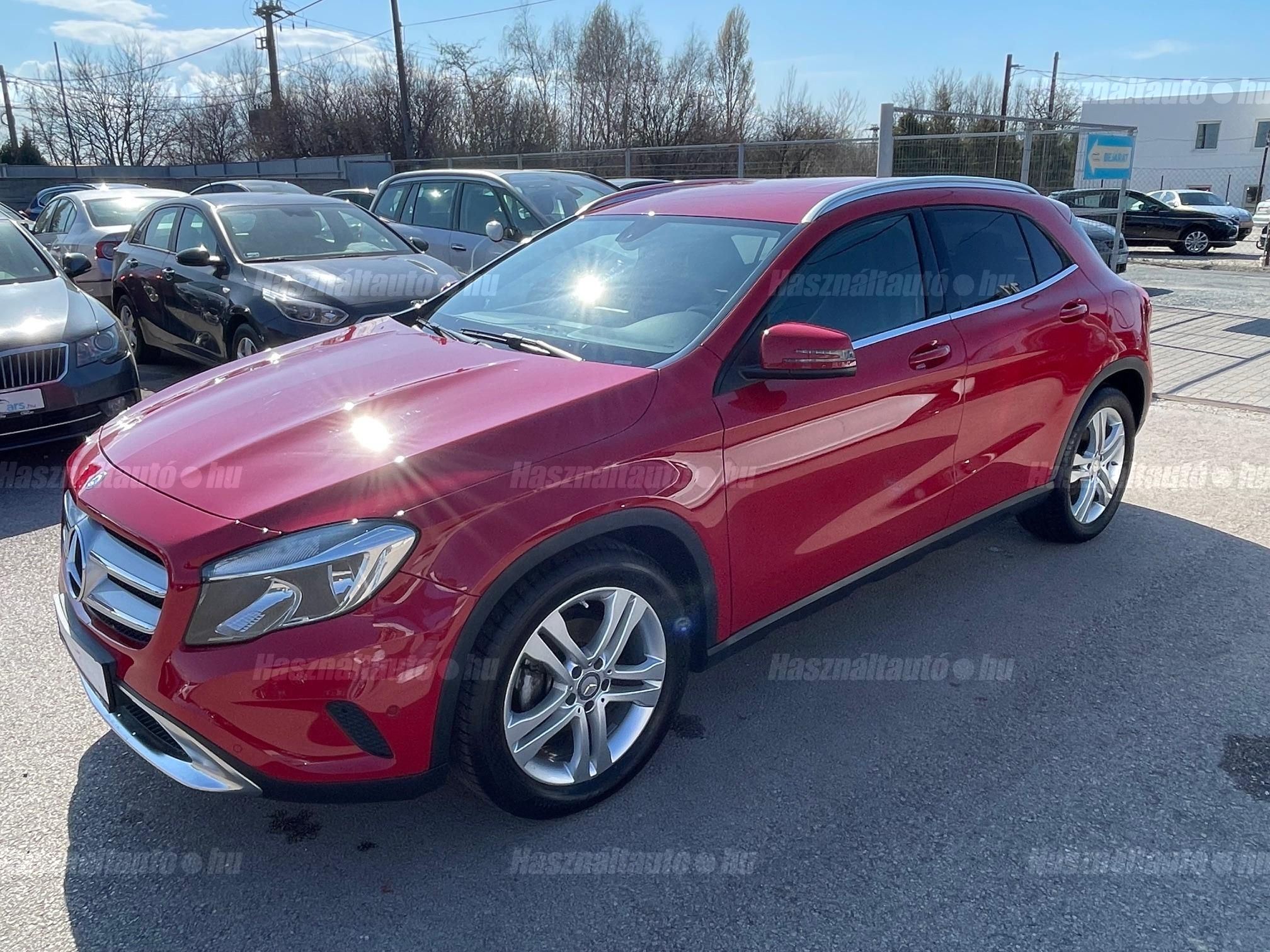 MERCEDES-BENZ GLA 200 2014/7 - 1