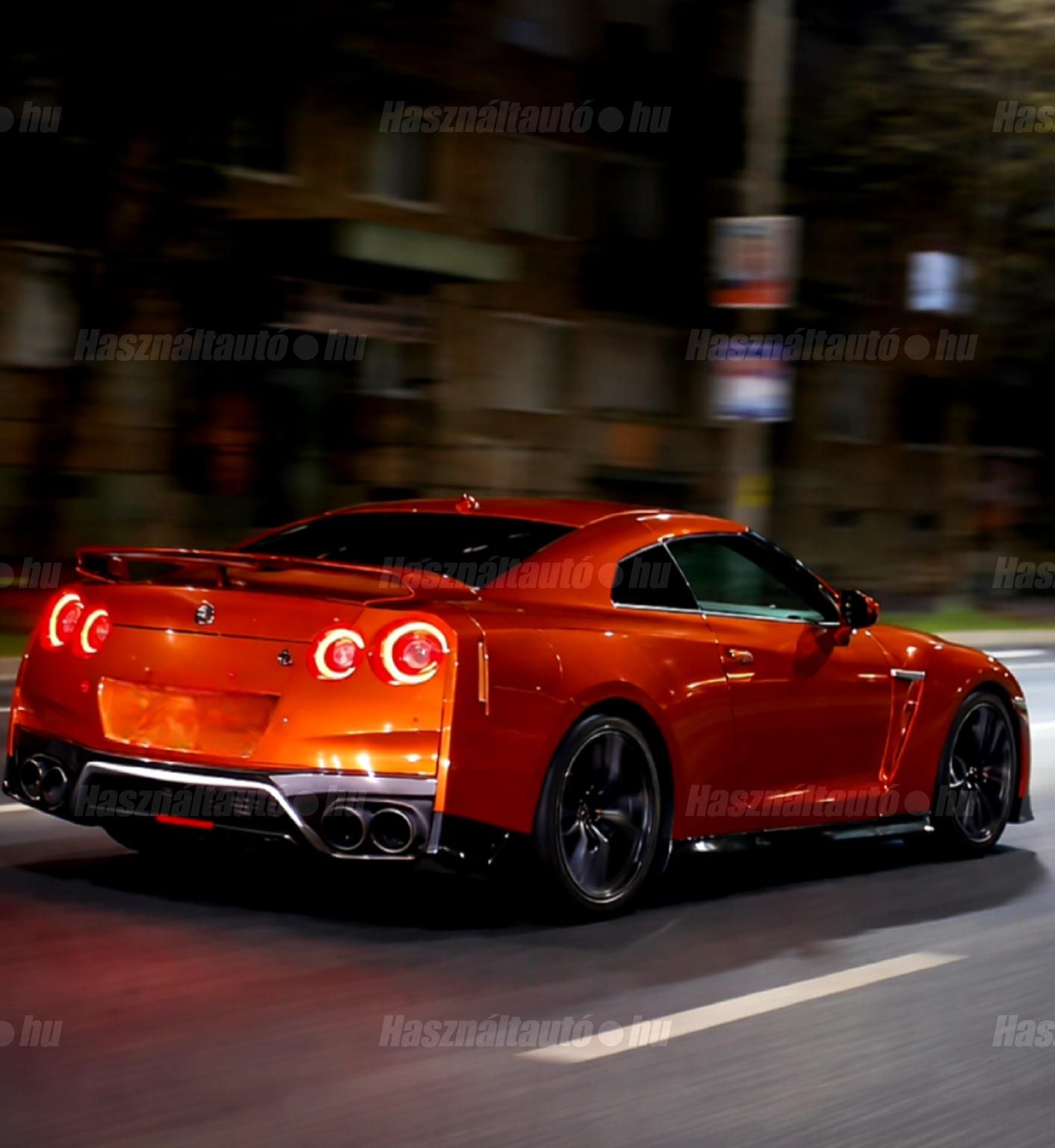 NISSAN GT-R 2017/4 - 1