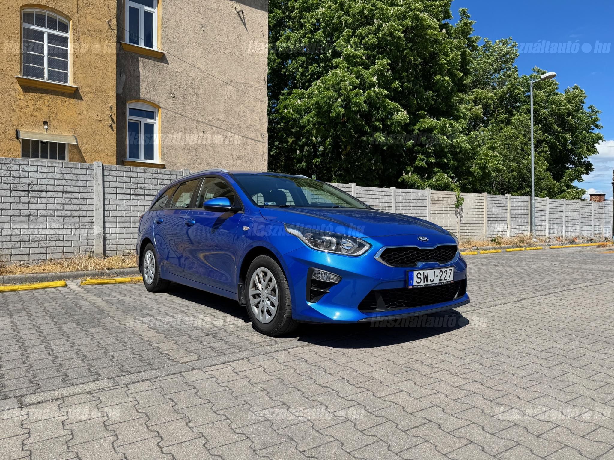 KIA CEE'D 2021/7 - 1