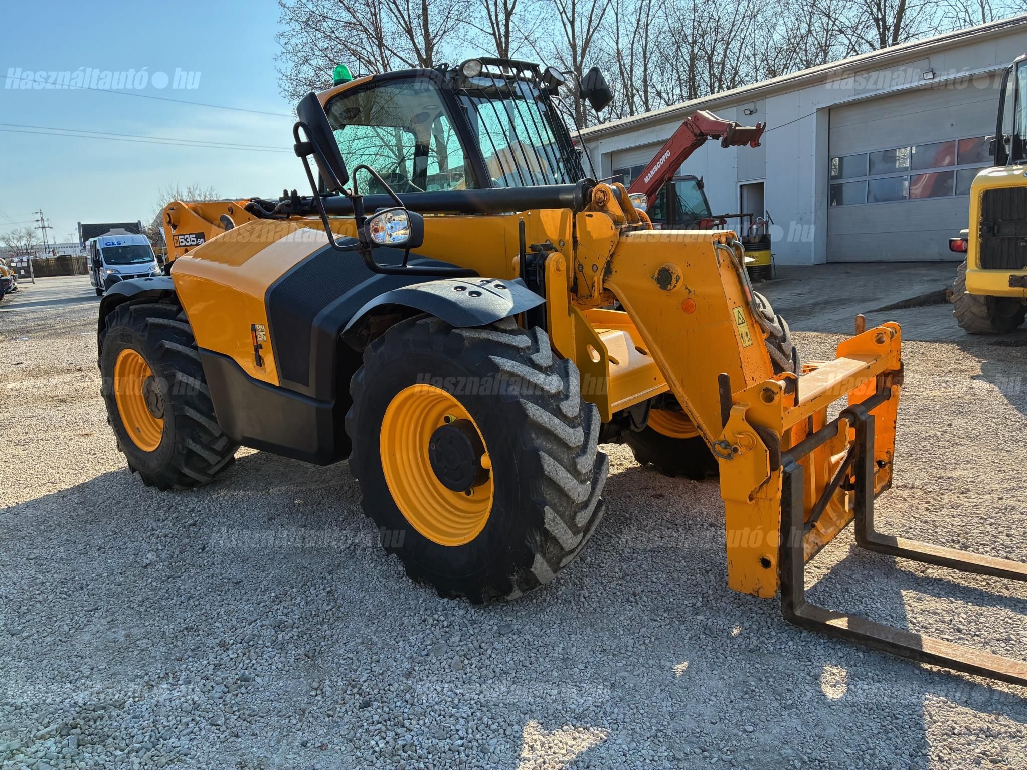 JCB 2019 - 1