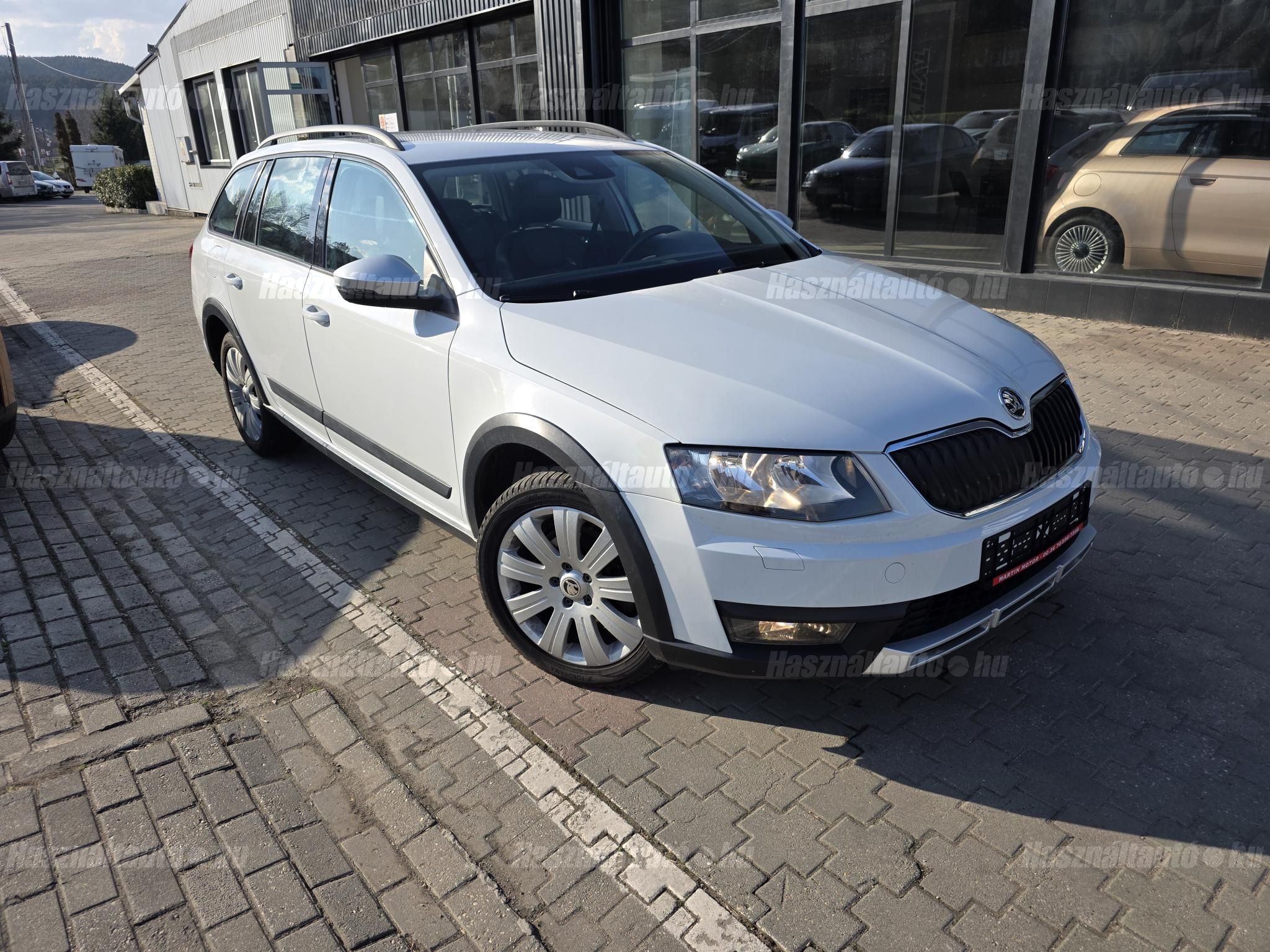 SKODA OCTAVIA 2016/2 - 1