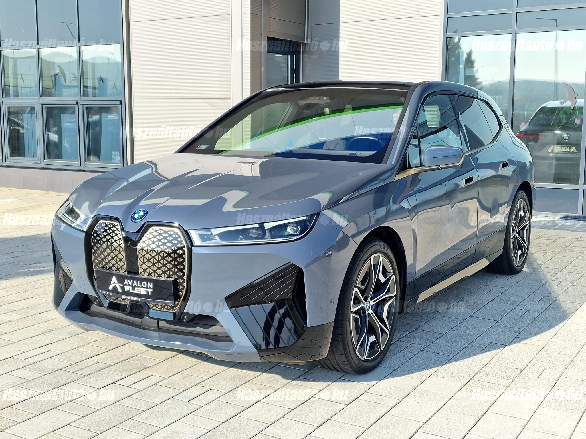 BMW IX 2022/11 - 1