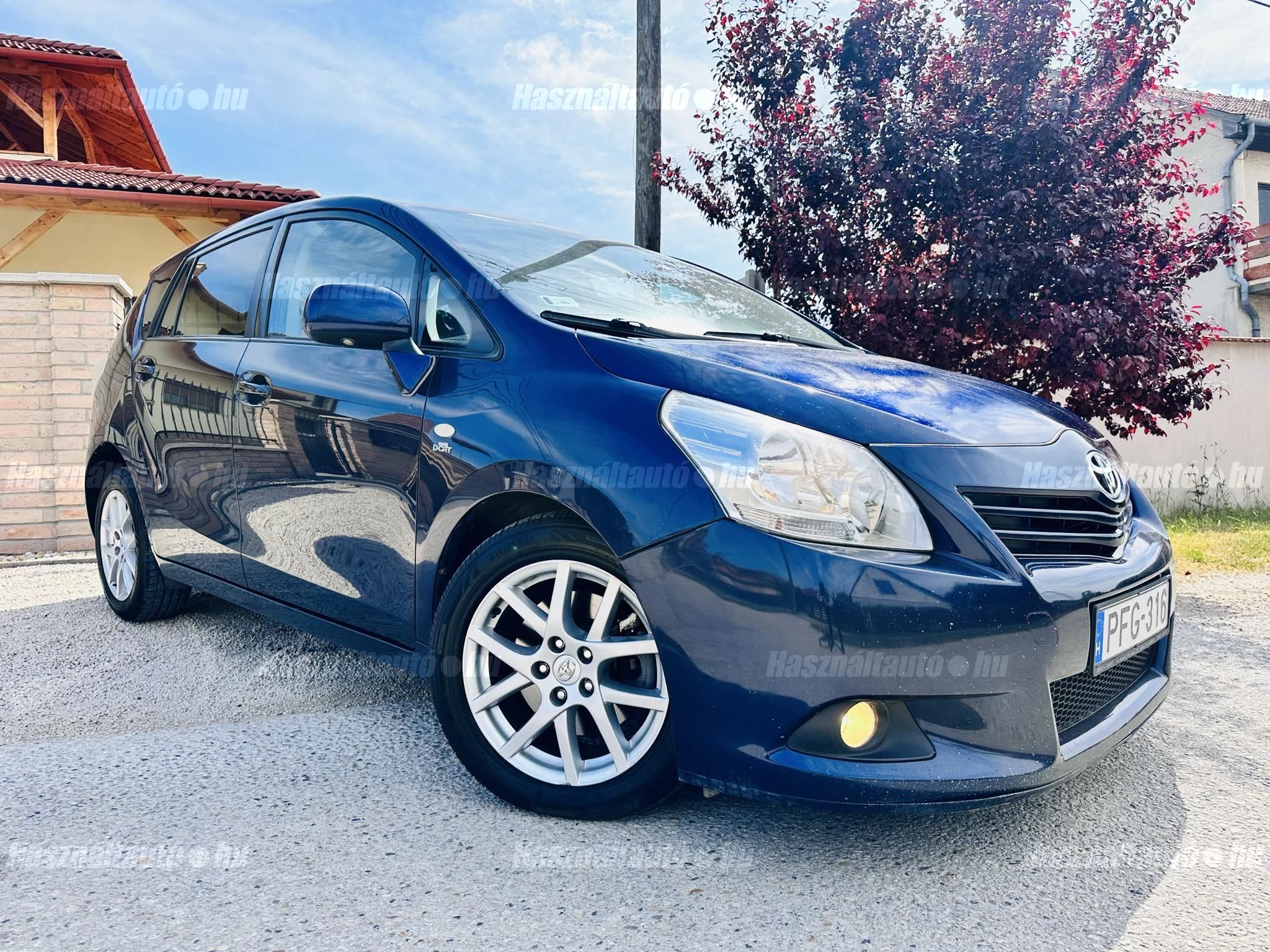 TOYOTA VERSO 2009/4 - 1