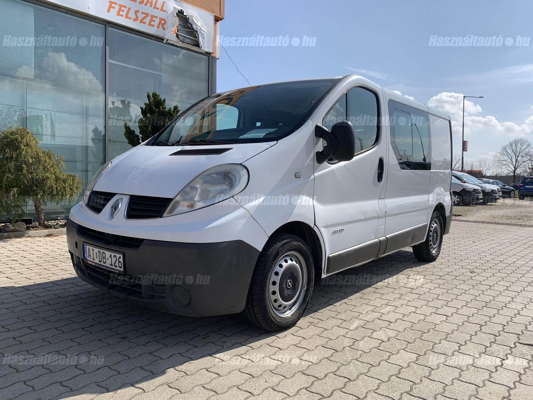 RENAULT TRAFIC 2008/6 - 1