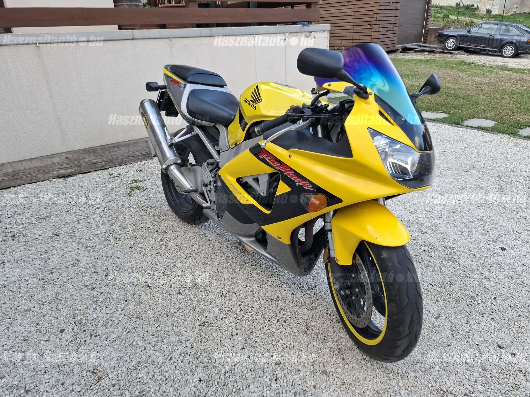 HONDA CBR 900 RR 2000/5 - 1