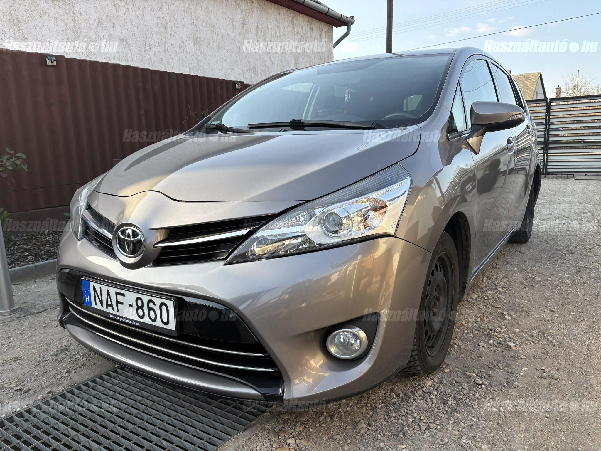 TOYOTA VERSO 2014/12 - 1