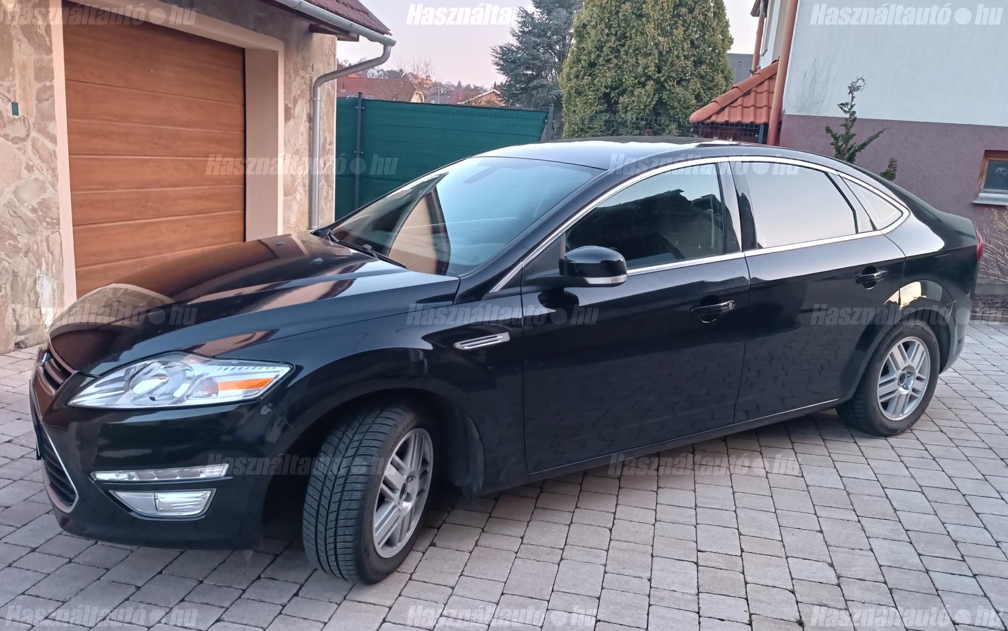 FORD MONDEO 2012 - 1